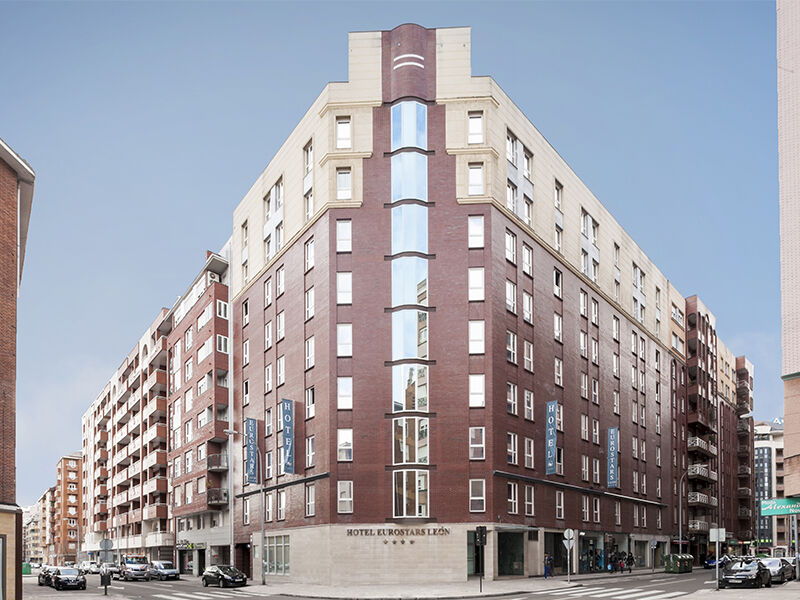 Exe Leon Hotel Exterior foto